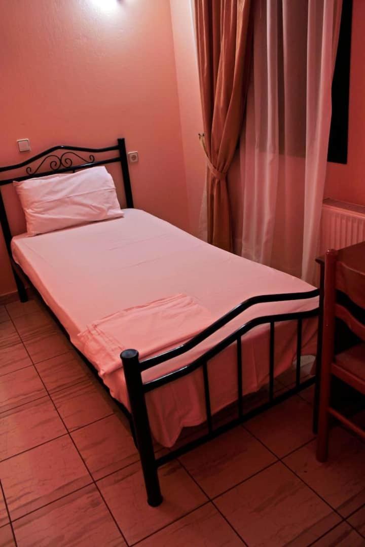 Neo Mpizani Guesthouse Bizani חדר תמונה