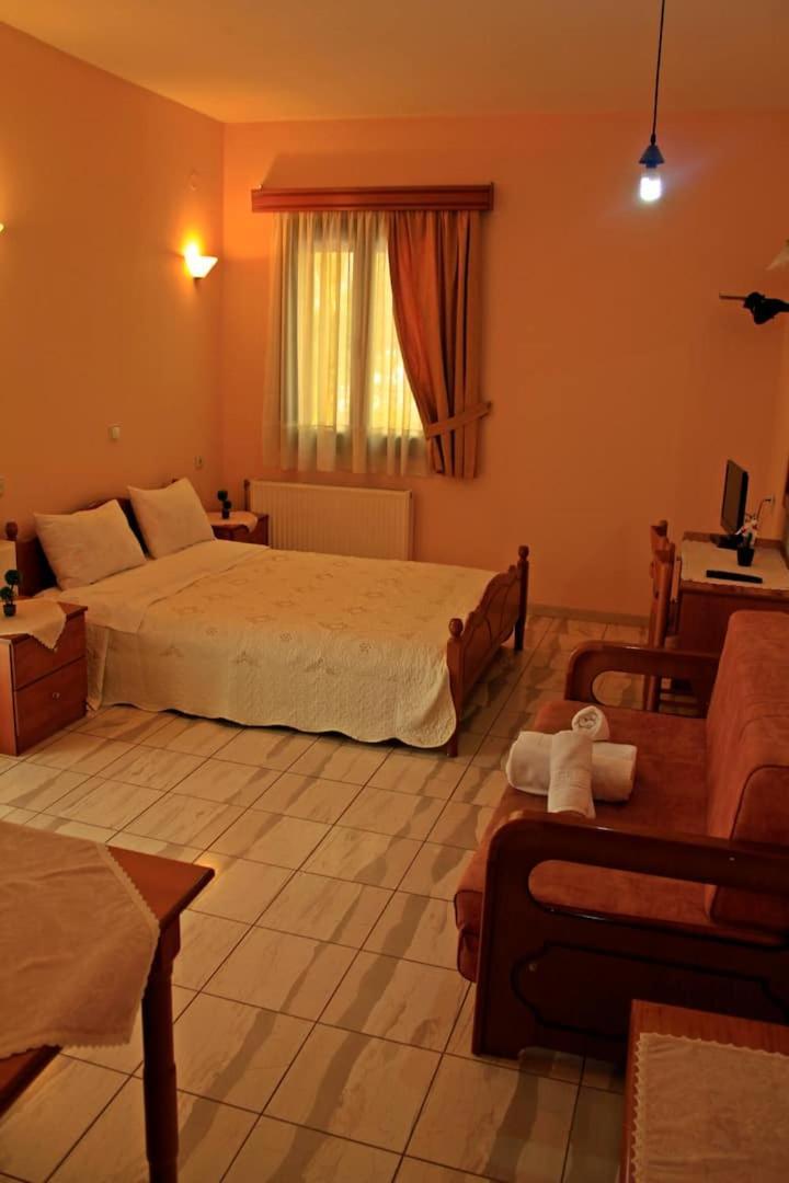 Neo Mpizani Guesthouse Bizani חדר תמונה